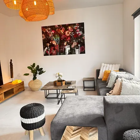 Alissa Airport Apartament *